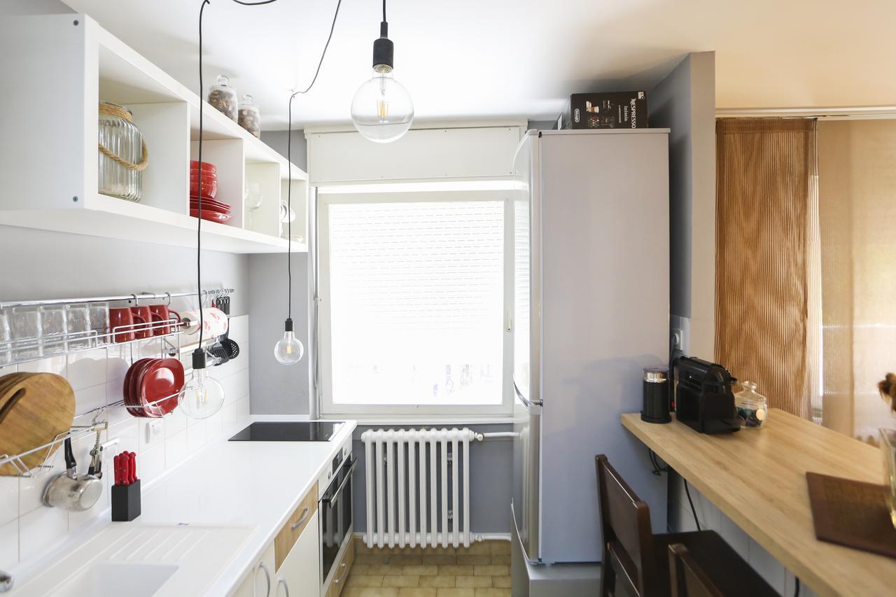 Modern Apartment With Free Parking Novi Sad Luaran gambar